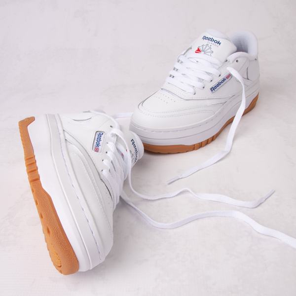 حذاء رياضي نسائي Reebok Club C Extra Athletic، باللون الأبيض