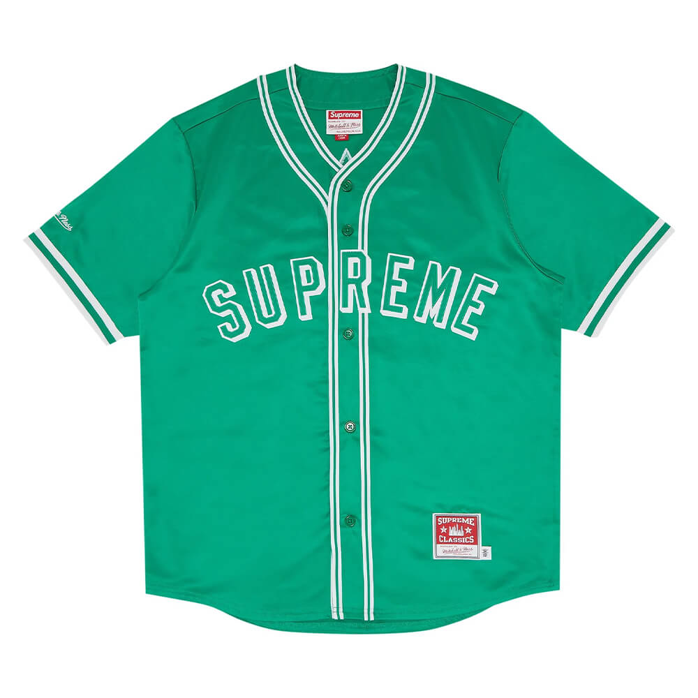 قميص بيسبول ساتان من Supreme x Mitchell &amp; Nes، باللون الأخضر