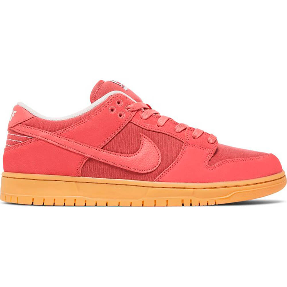 Dunk Low SB 'Adobe' Sneakers, Red