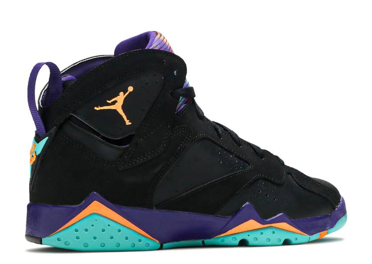 حذاء رياضي AIR JORDAN 7 RETRO GG 'LOLA BUNNY'،