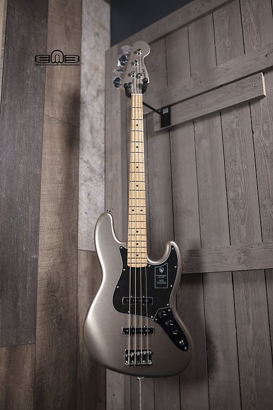 جيتار باس Fender 75th Anniversary Jazz Bass، لوحة أصابع من خشب القيقب، ذكرى ماسية 0147562360