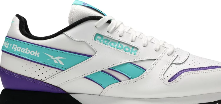 Classic leather 'white turquoise' Reebok sneakers, white