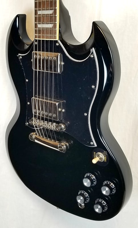 Epiphone SG Standard، جناح الخفاش، خشب الأبنوس، EISSBEBNH1 2023