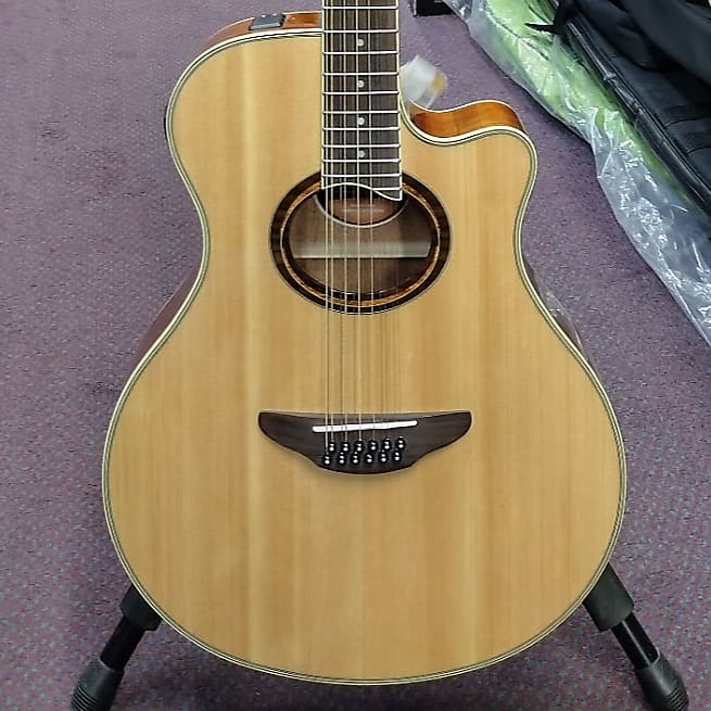 Yamaha APX700II-12 Thinline Acoustic/Electric 12-String Cutaway Guitar natural color APX700II-12 Thinline Acoustic/Electric Cutaway 12-String Guitar