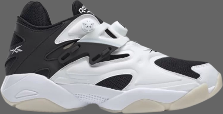 حذاء رياضي Reebok Pump Court باللونين الأبيض والأسود