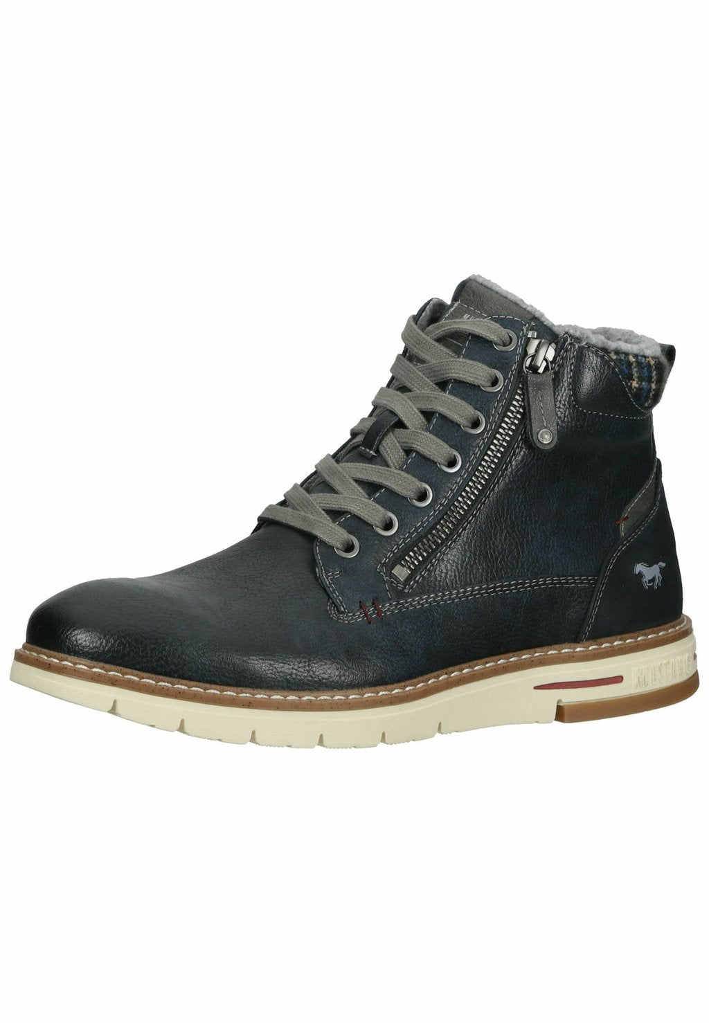 Mustang winter boots, dark blue