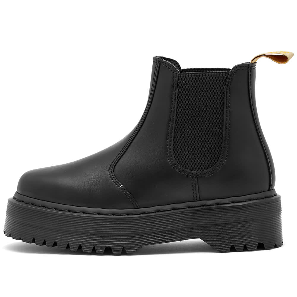 حذاء تشيلسي V 2976 من Dr. Martens باللون الأسود