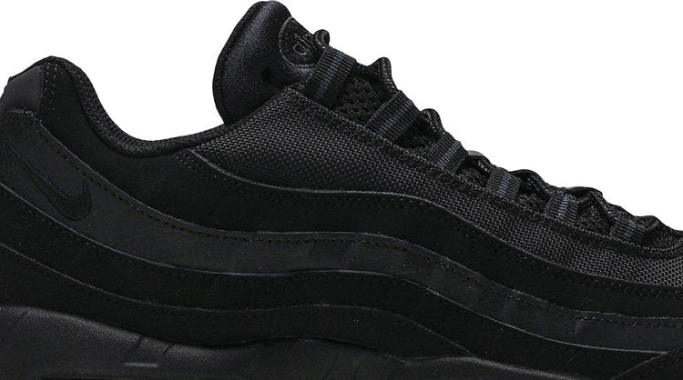 حذاء رياضي Nike Air Max 95 'Triple Black' باللون الأسود