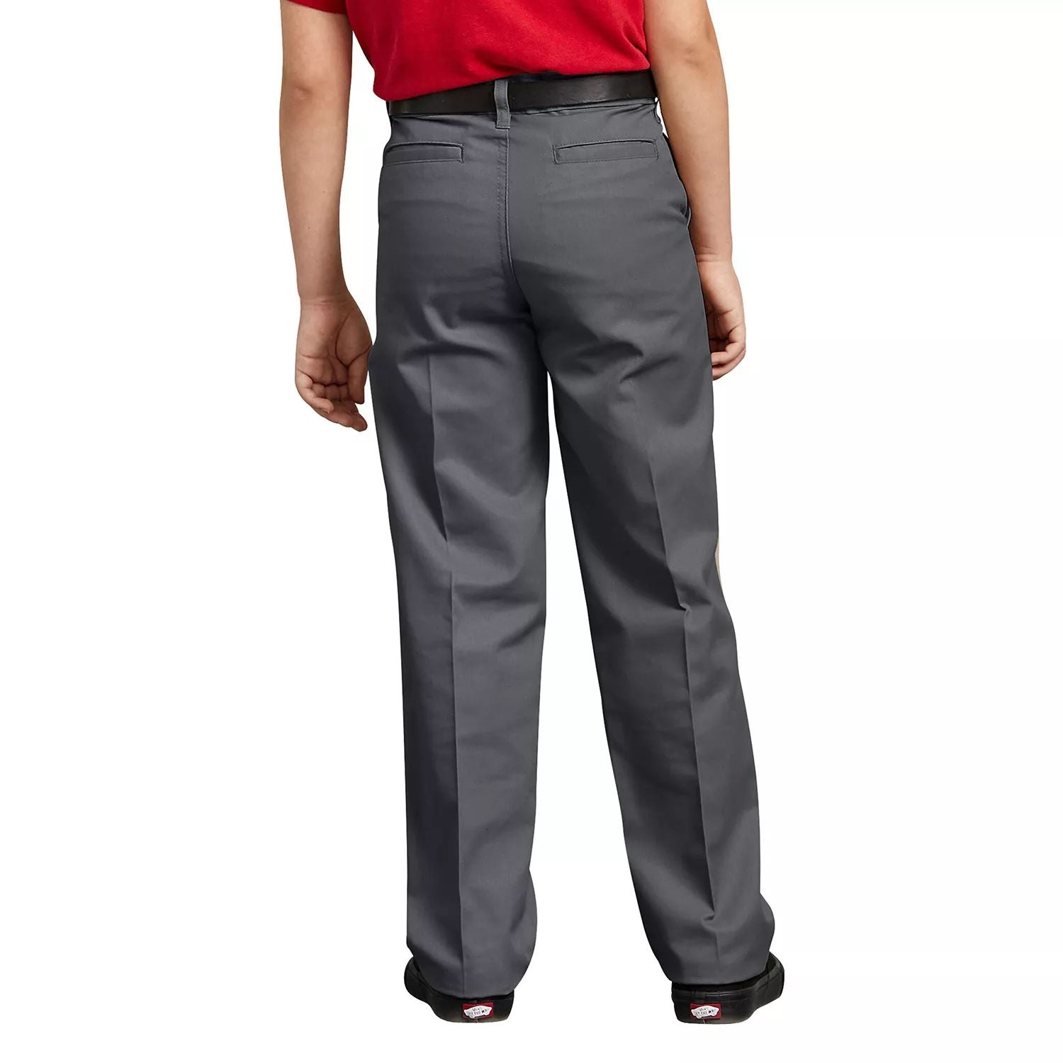 بنطلون Dickies Regular Fit Flat Front Straight Fit للأولاد من سن 4 إلى 20 عامًا بمقاسات Dickies العادية والهاسكي