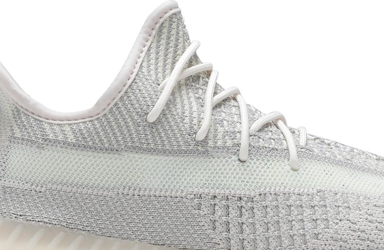 حذاء Adidas Yeezy Boost 350 V2 للأطفال "Citrin Non-Reflective" باللون البني