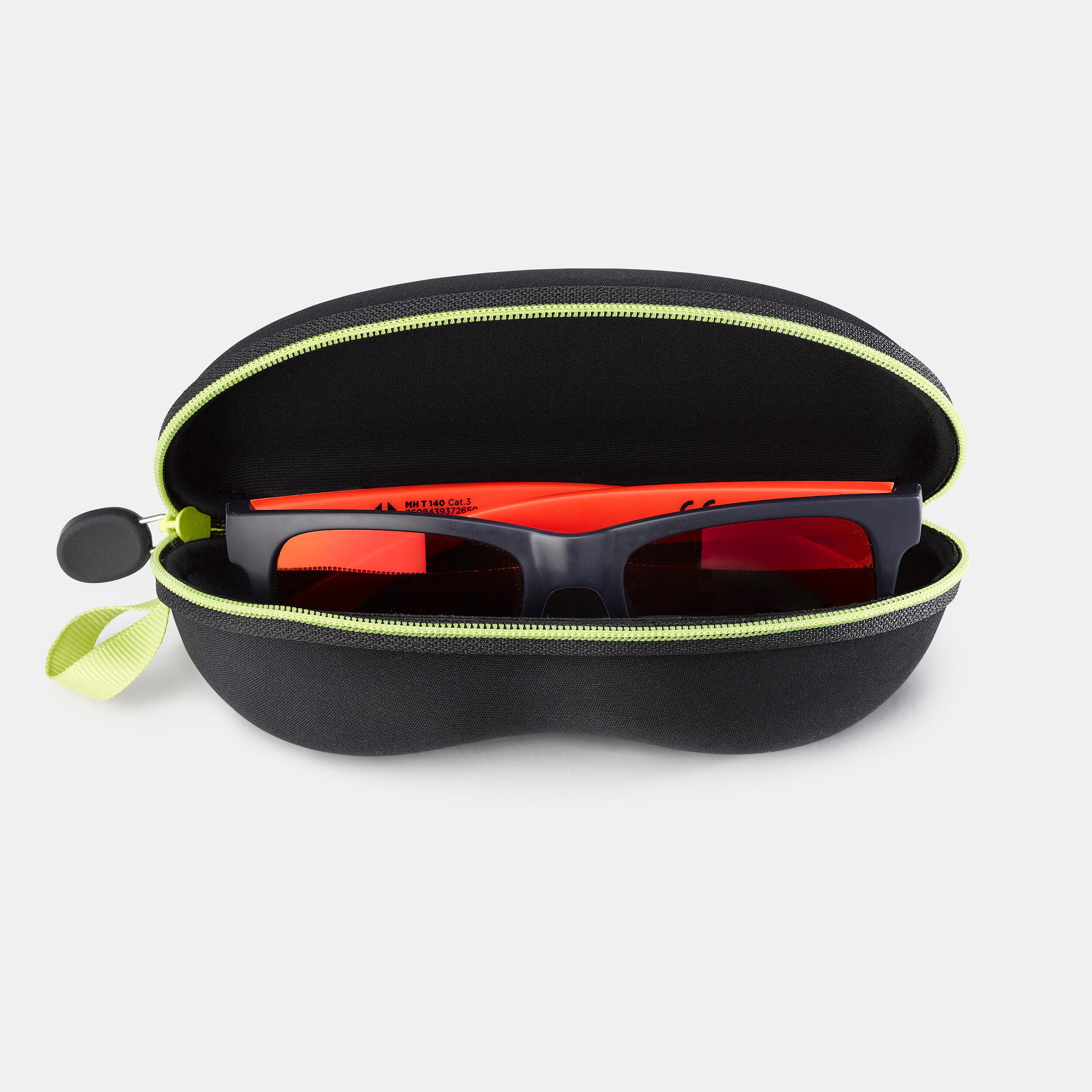 Case for sunglasses Quechua 560 JR, black