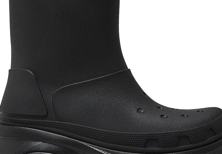 حذاء Crocs x Balenciaga Clog Boot 2.0 باللون الأسود، أسود