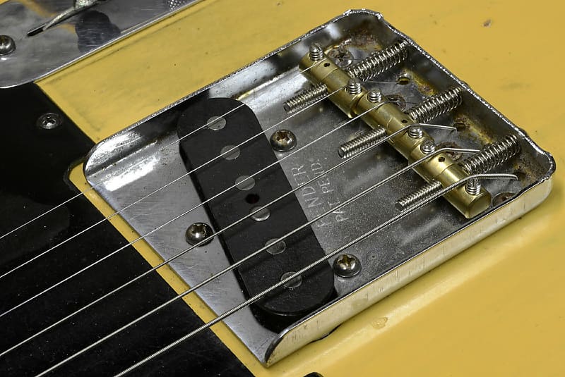 طقم سرج نحاسي متحرك من Fender Telecaster، 0992099000 طقم سرج نحاسي متحرك من Fender Telecaster، 0992099000