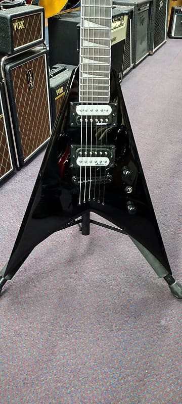 Jackson JS Series JS32T King V with Amaranth Fretboard JS Series JS32T King V with Amaranth Fretboard