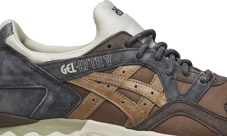 Common wealth x gel lyte 5 'da vinci' Asics sneakers, brown