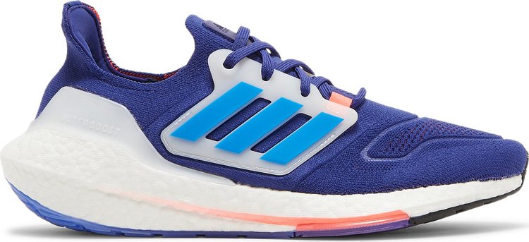 Adidas UltraBoost 22 'Legacy Indigo' sneakers, blue