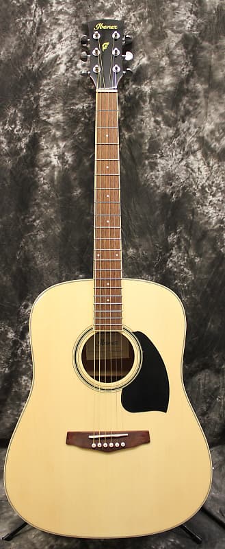 جيتار صوتي من سلسلة Ibanez Performance Series PF15NT Dreadnought Natural