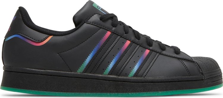 حذاء رياضي Adidas Superstar 'Black Green' باللون الأسود