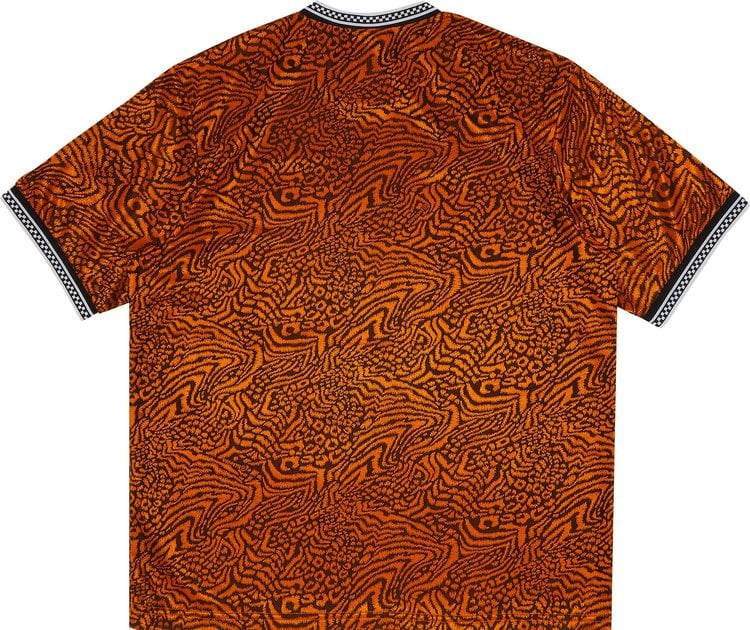 تي شيرت كرة قدم مطبوع عليه شعار Supreme x Umbro Jacquard Animal Print Jersey باللون البرتقالي