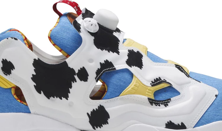 حذاء رياضي Toy Story 4 x Bait x Instapump Fury og مختلط "Woody and Buzz" من Reebok، باللون الأزرق