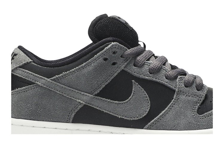 Nike SB Dunk Low TRD 'Dark Grey' Sneakers, Gray