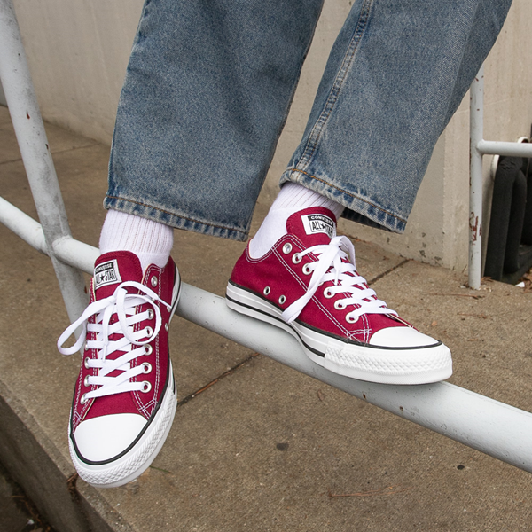 Converse Chuck Taylor All Star Lo sneakers, burgundy