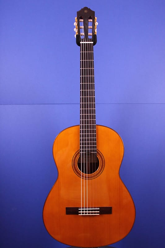 Classical guitar Yamaha CG182C