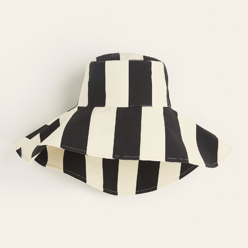 H&M Seersucker Bucket Hat, black/white