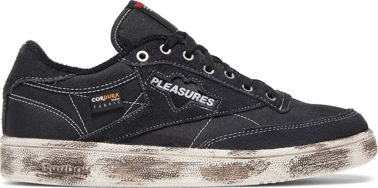 حذاء رياضي Pleasures x club c 85 'black chalk' من ريبوك، باللون الأسود