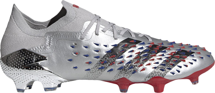 حذاء Adidas Predator Freak.1 FG 'Showpiece Pack' باللون الفضي