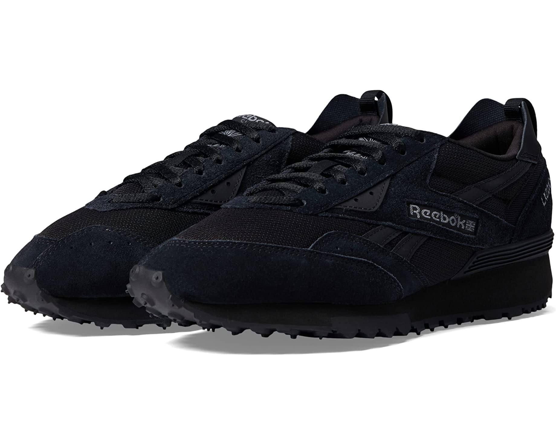 حذاء رياضي Reebok LX2200 Lifestyle باللون الأسود