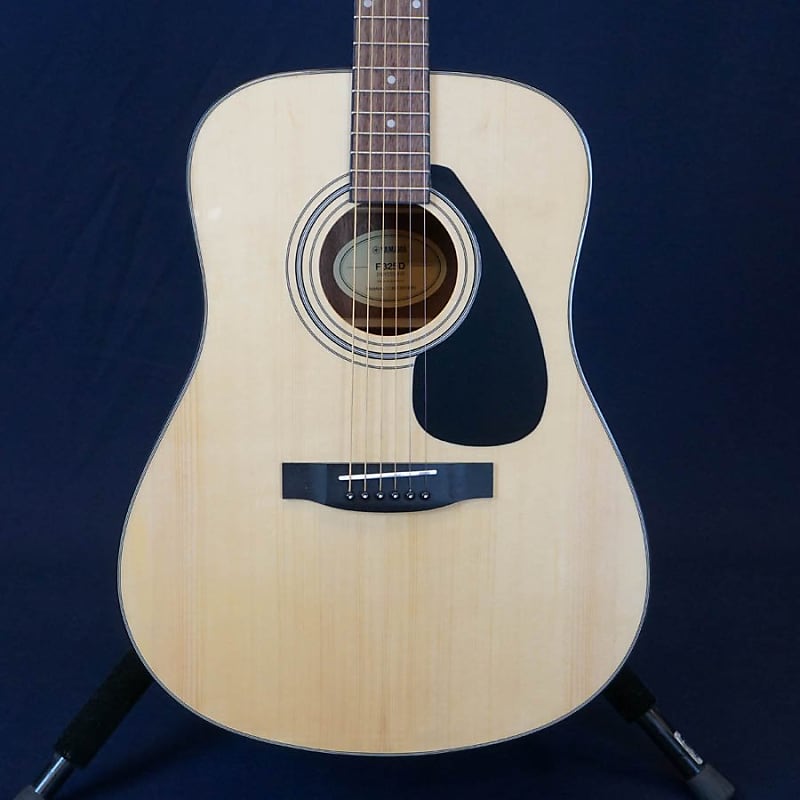 Acoustic guitar Yamaha F325 Natural