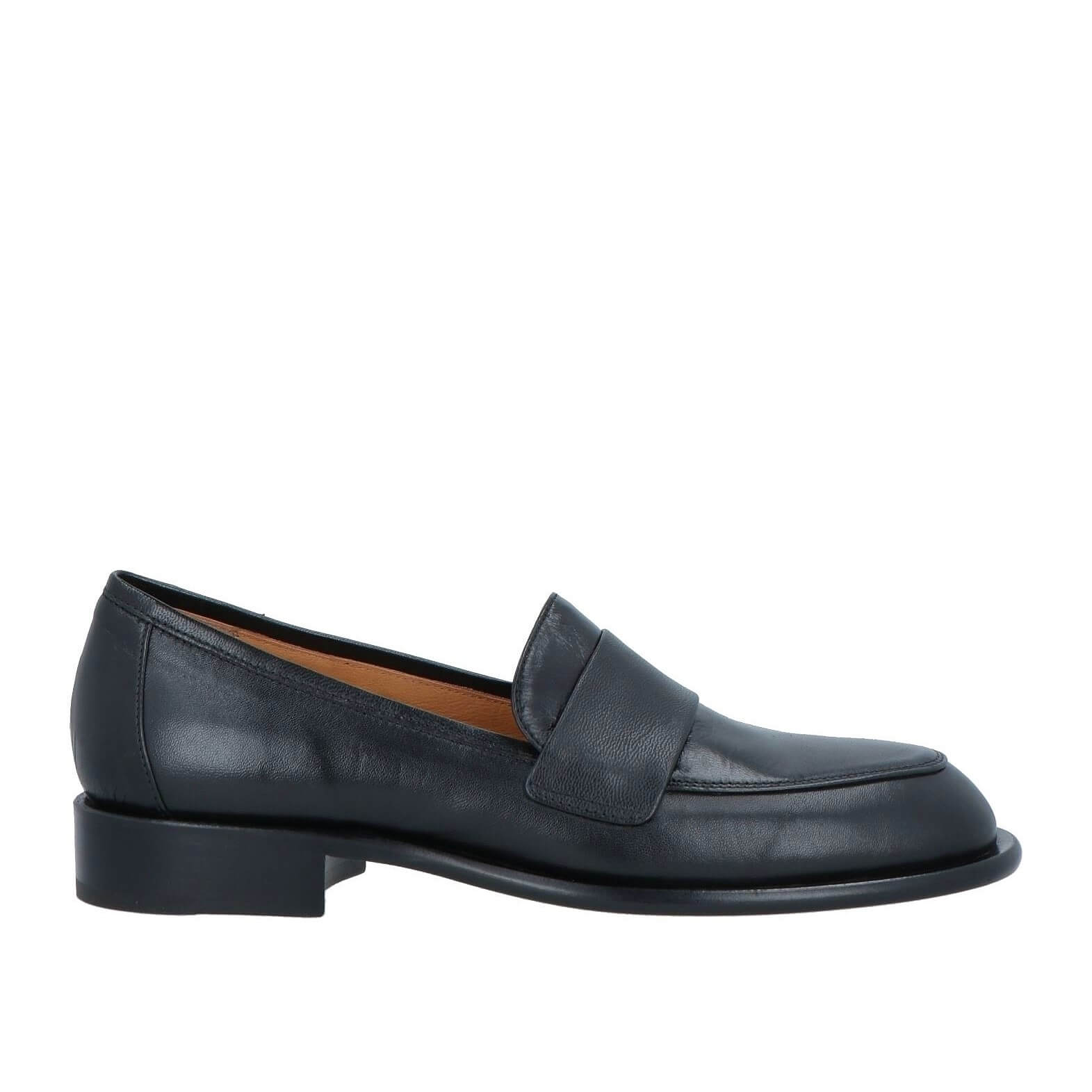 Pomme D'or loafers, black