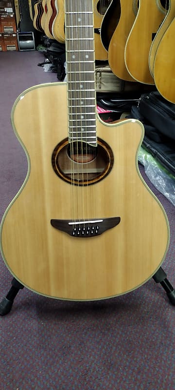 Yamaha APX700II-12 Thinline Acoustic/Electric 12-String Cutaway Guitar natural color APX700II-12 Thinline Acoustic/Electric Cutaway 12-String Guitar