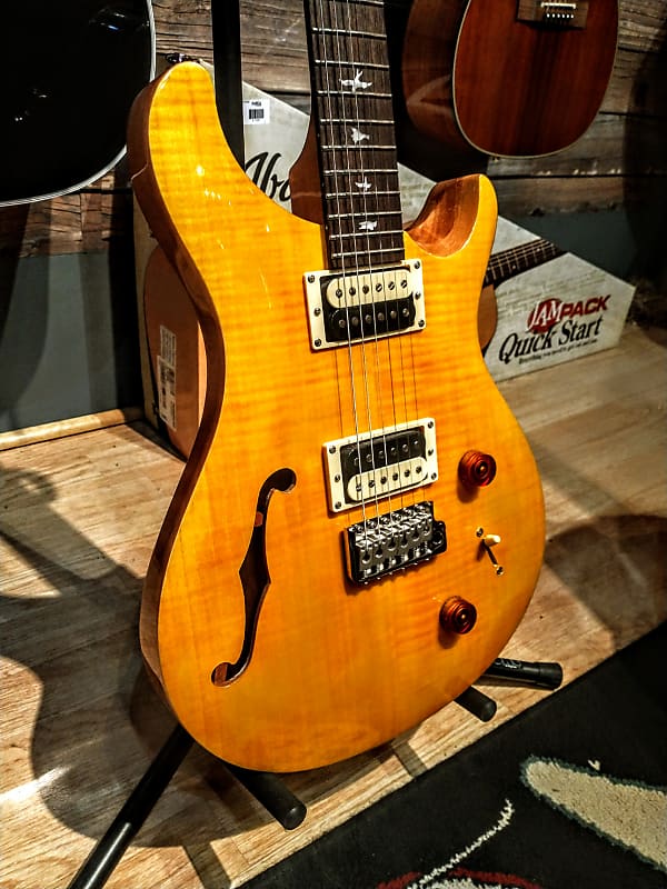 PRS SE Custom 22 semi-hollow SE Custom 22 Semi-Hollow