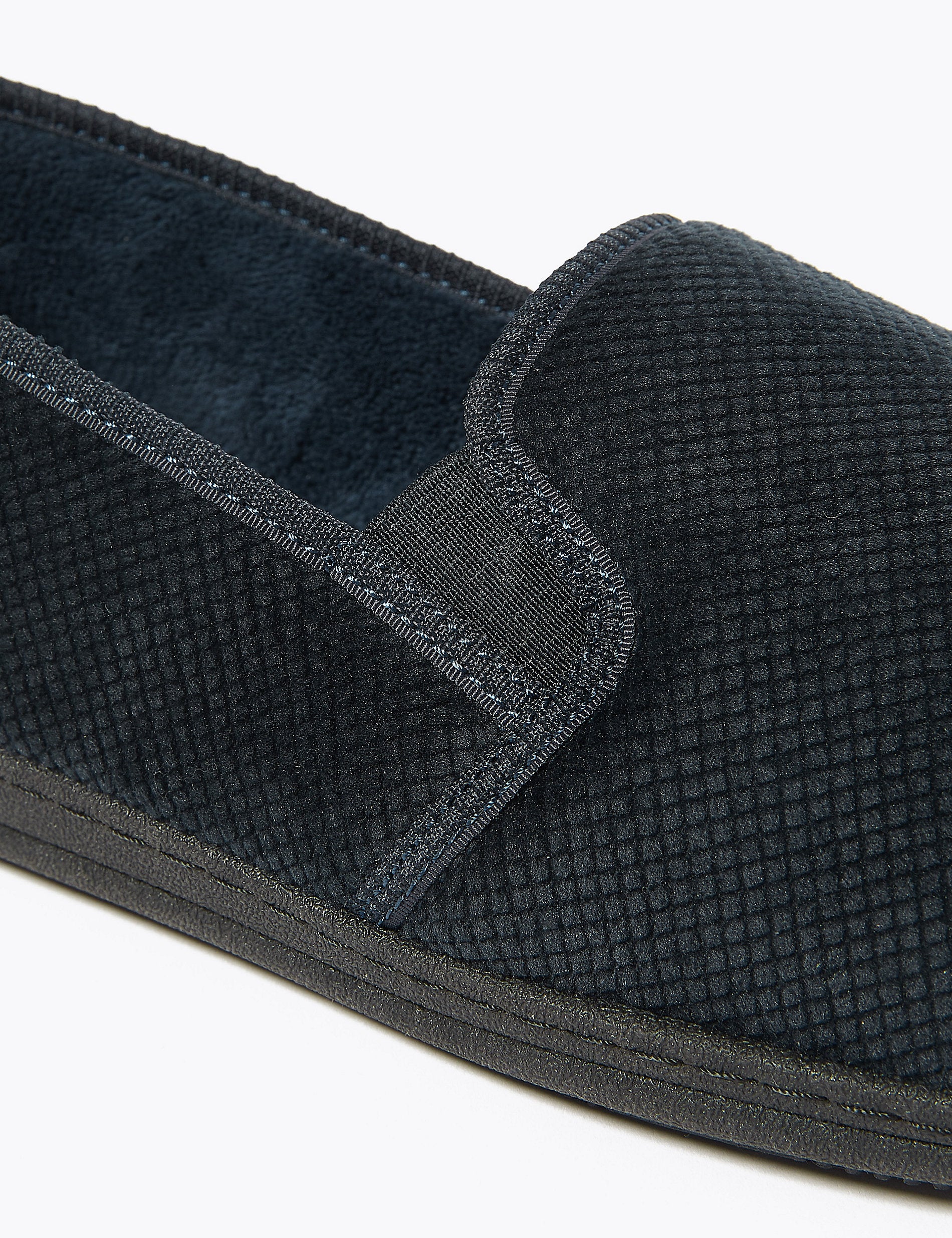 Velor slippers with Freshfeet Marks & Spencer, navy