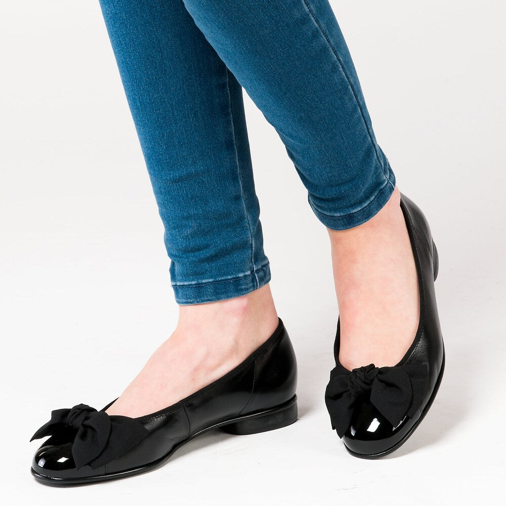 Gabor ballet flats, black