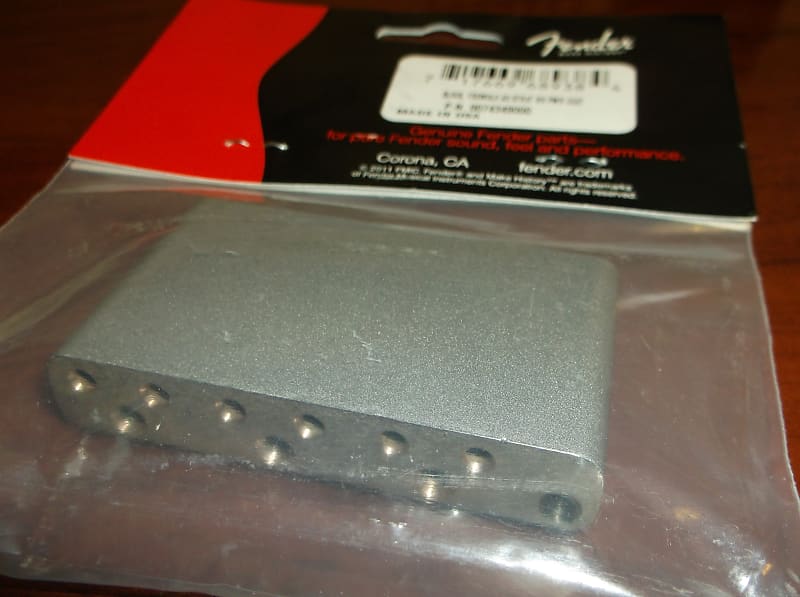 Original Fender American Standard Strat tremolo block - 007-4349-000 007-4349-049