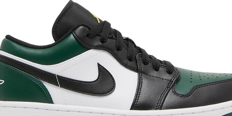 حذاء رياضي Air Jordan 1 Low Green Toe باللون الأخضر