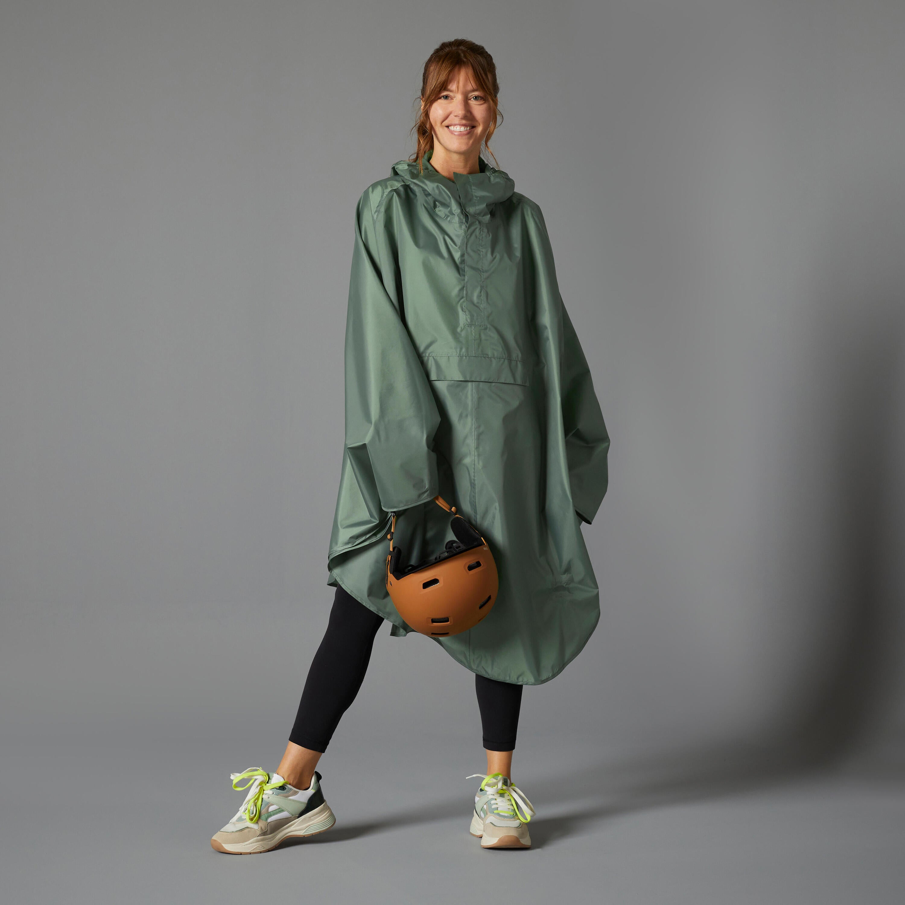 Bicycle raincoat City 100 green BTWIN, laurel green