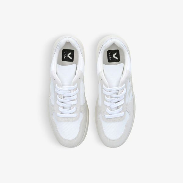 Women's V10 Sneakers in PU Leather with Embroidered Veja Logo, White