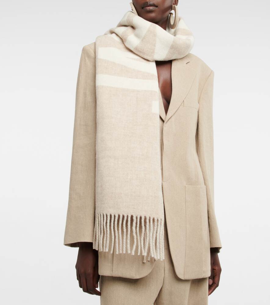 Natural wool jacquard scarf with Jacquemus logo, beige