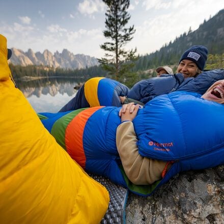 Sawtooth Sleeping Bag: 15ft Down Marmot, Dark Azure/Foliage