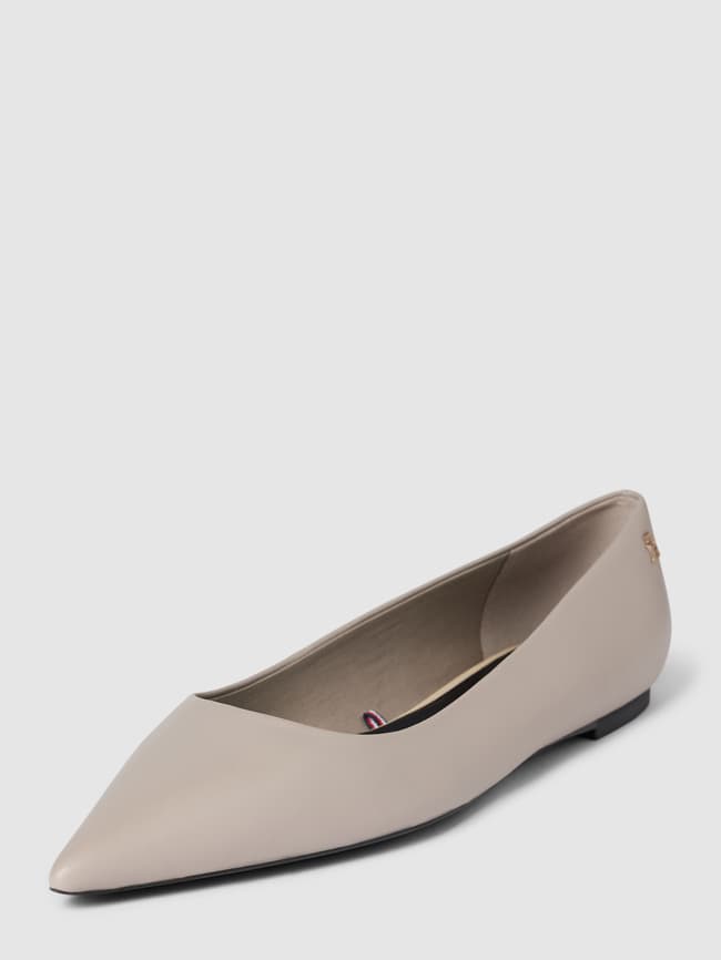 ESSENTIAL POINTED Tommy Hilfiger Applique Ballerina Shoes, Taupe