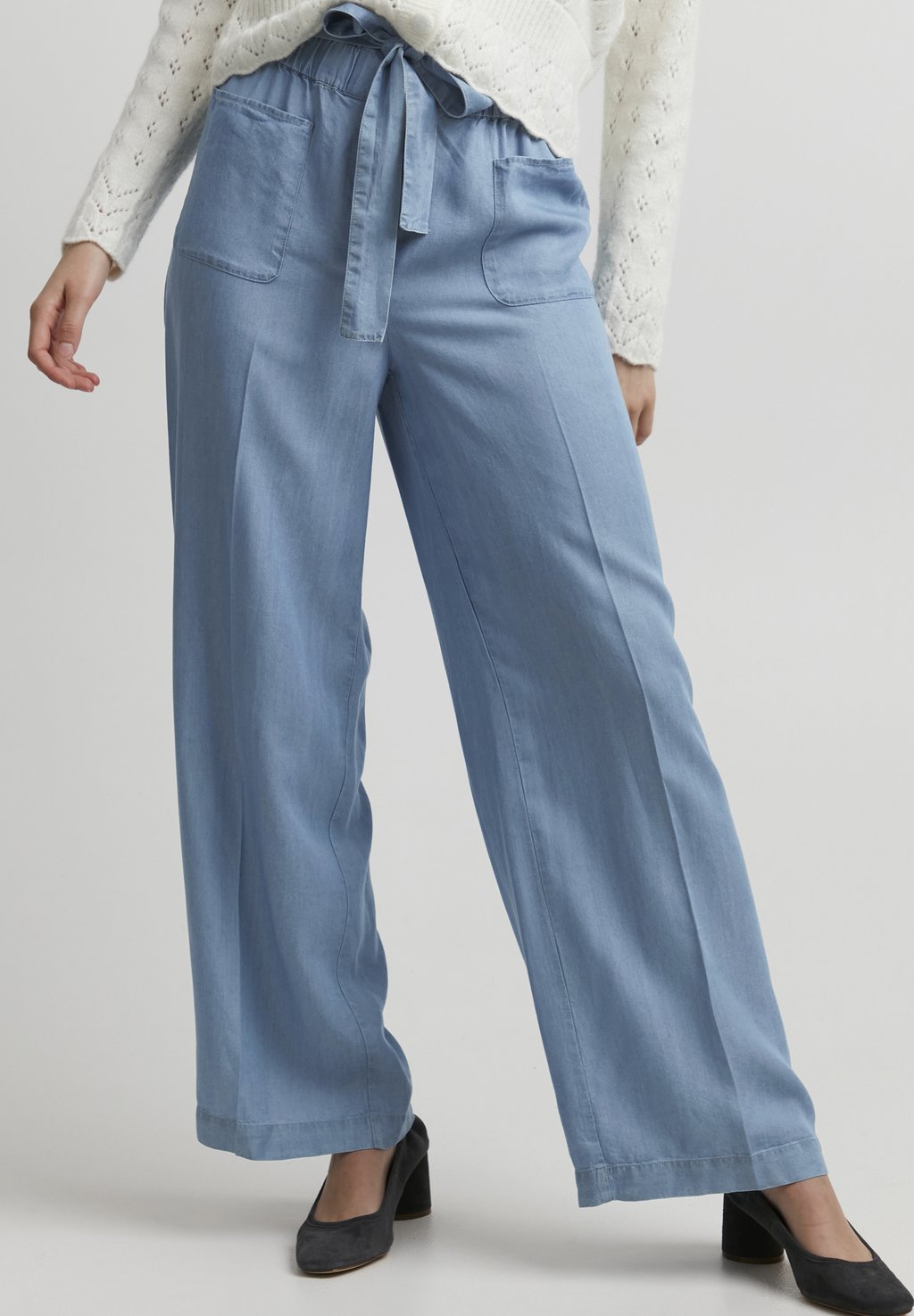 Atelier Rêve flared jeans, light blue