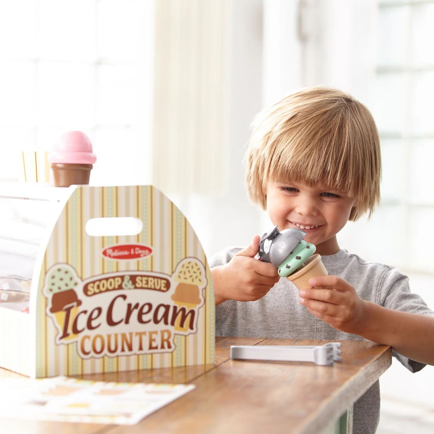 Melissa and Doug. Scoop and serve ice cream. Melissa & Doug