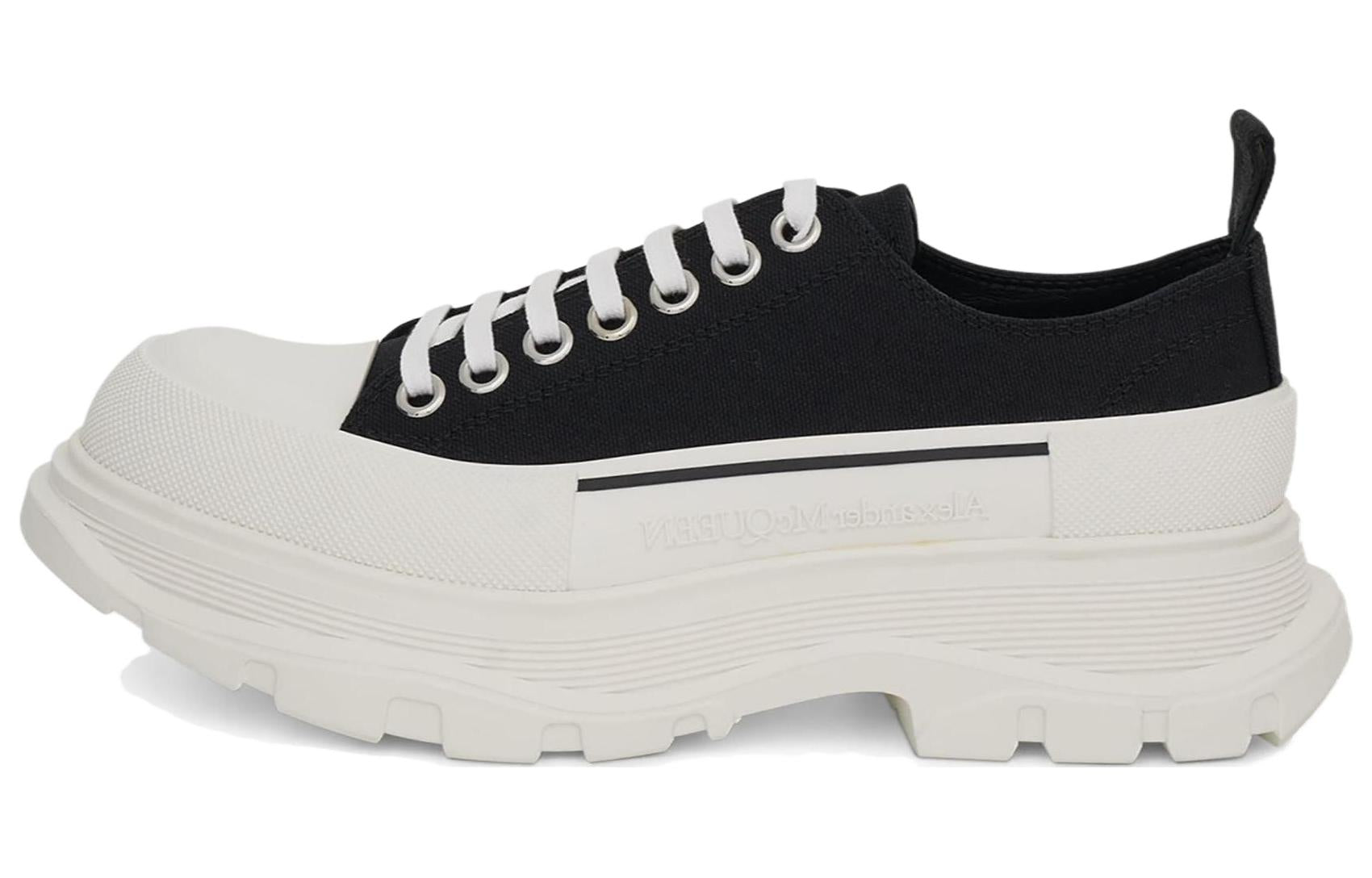 Alexander McQueen Tread Slick Low Lace Black White