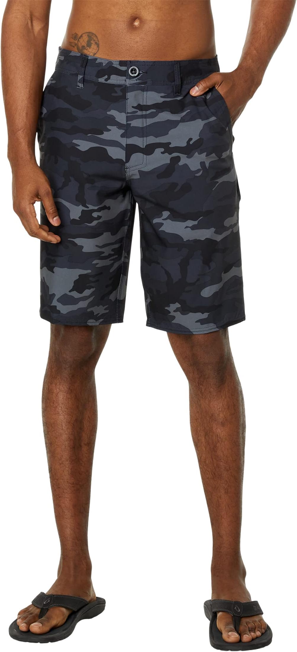 Loaded 2.0 O'Neill Hybrid Shorts in Black Camo