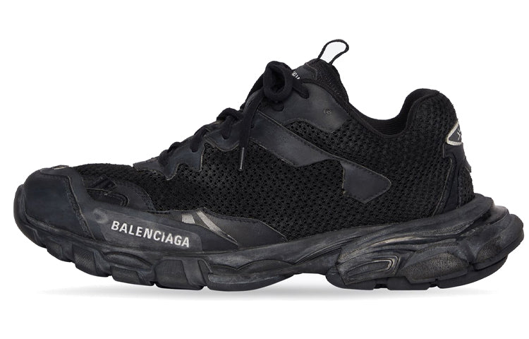 حذاء Balenciaga Track 3.0 Lifestyle للسيدات