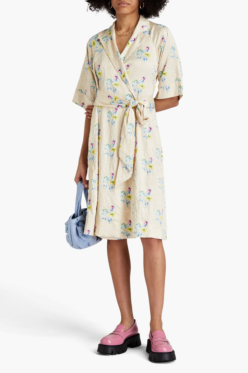 Wrap dress with crinkled satin floral print GANNI, cream